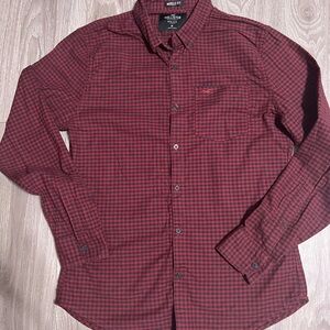 Hollister Epic Flex Muscle Fit Red Black Check Button Down Shirt Men’s M